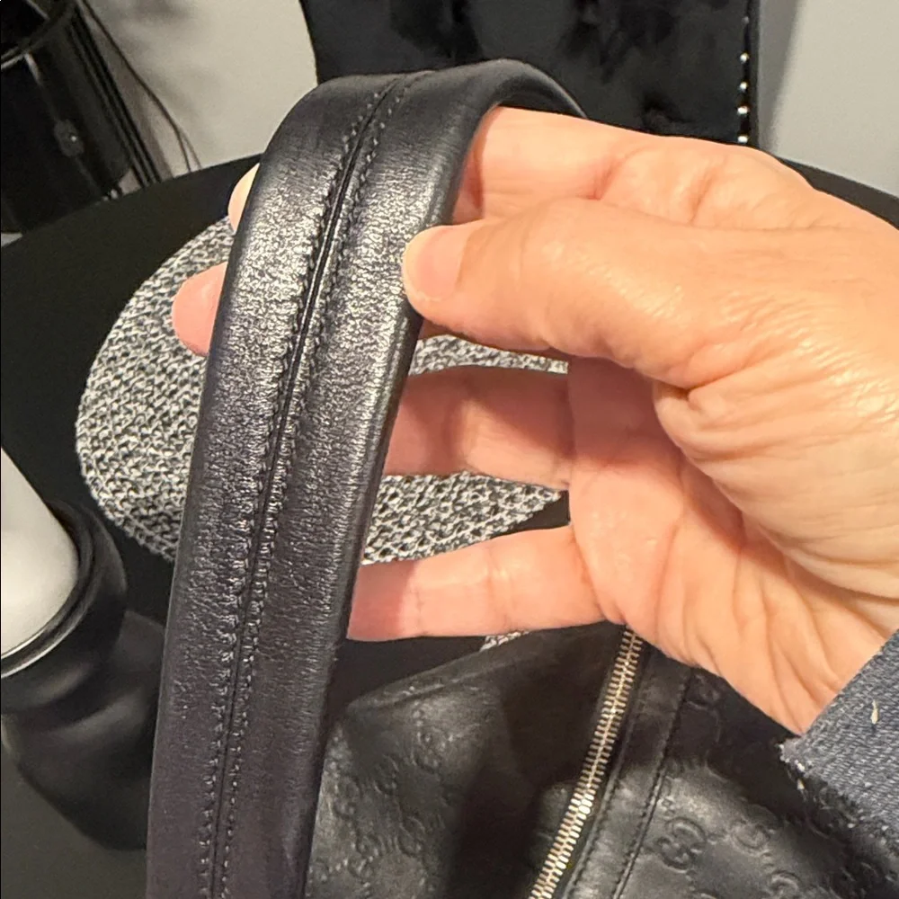 Gucci Black Leather Women's Bag - Picture 5 of 9